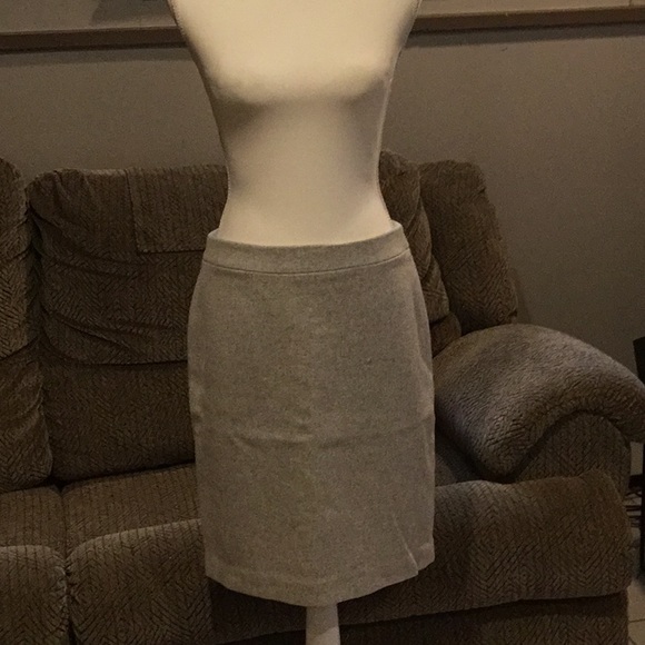 J. Crew Mercantile Skirt - Picture 2 of 7